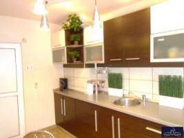 apartament-4-camere-confort-1-decomandat-in-ploiesti-zona-malu-rosu-stradal-16